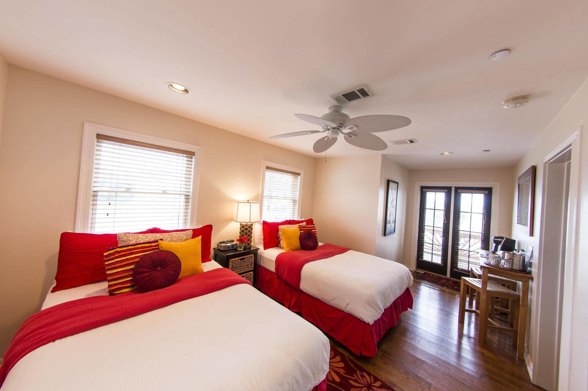 The Almanett Hotel & Bistro กัลฟ์พอร์ต ภายนอก รูปภาพ
